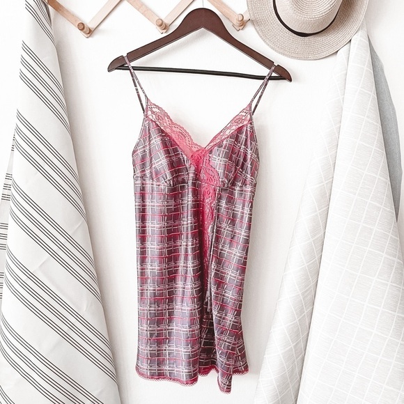 Victoria’s Secret Angels Purple Printed Slip Dress - Picture 1 of 3